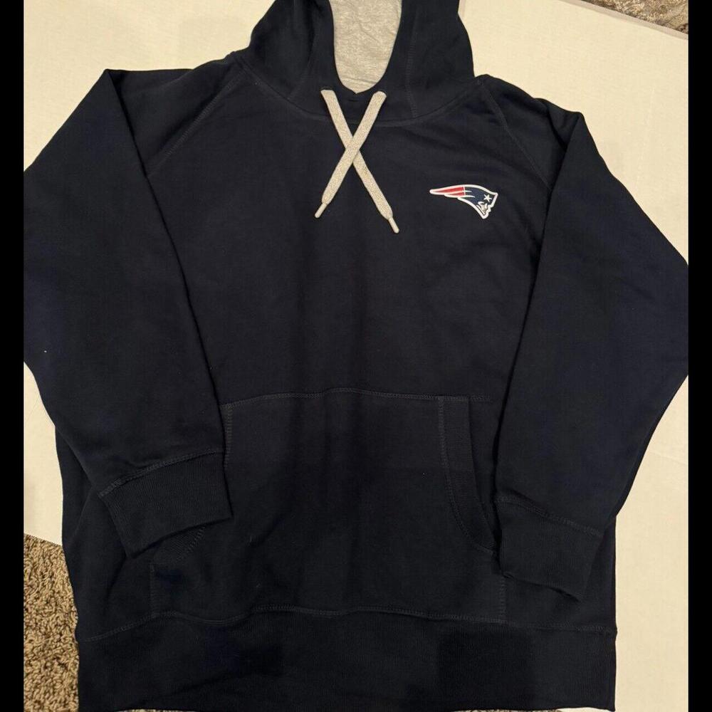 New England Patriots Men's Antigua Pullover Hoodie NWT